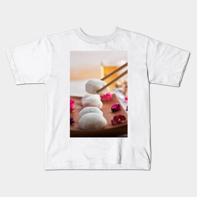 Mochi, Japanese dessert Kids T-Shirt by naturalis